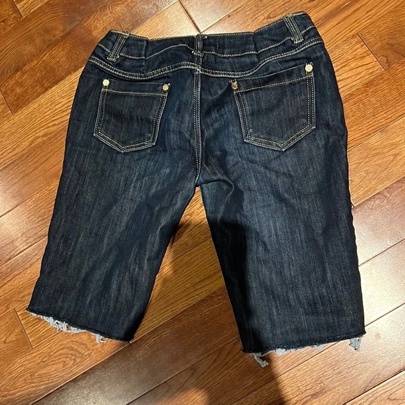 Roberto Cavalli  Made in Italy Denim shorts Fringe Detail Sz 30/34 - Picture 5 of 17